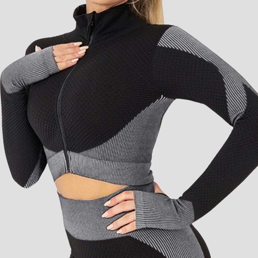 Item 47 Body-Boost Cropped BBL Activewear Jacket, Silver & Black (S)